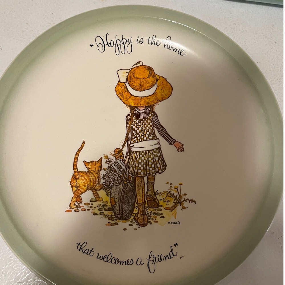 Holly Hobbie Collector's‎ Edition Plate